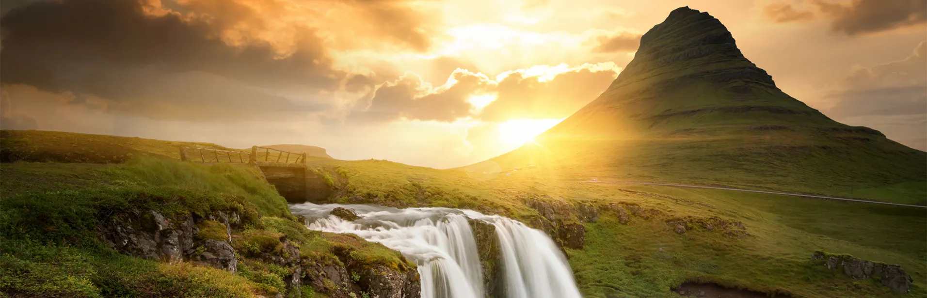 kirkjufell, kirkjufellfoss, island