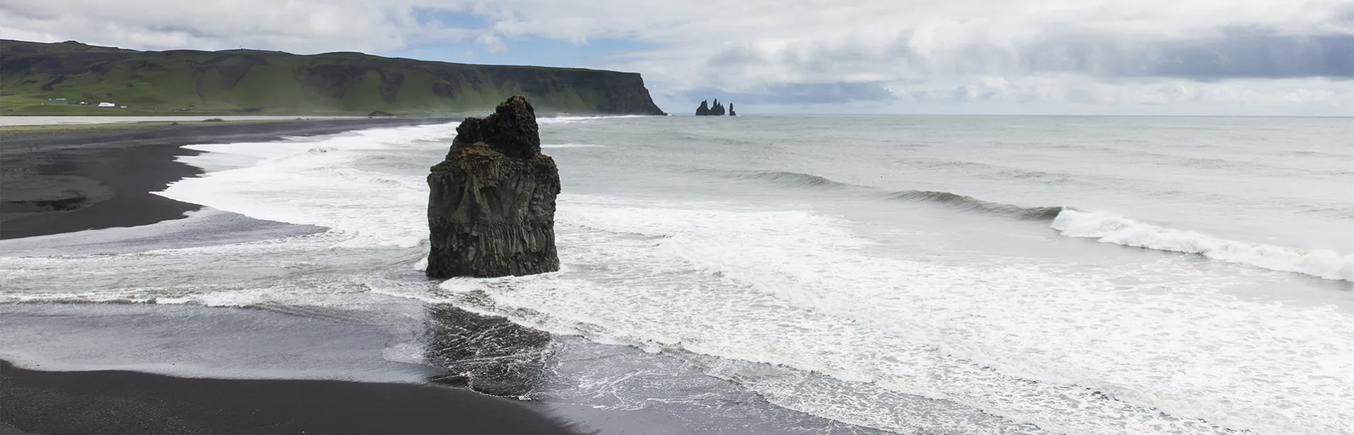 svart strand, lava, reynisfjara, sydkusten, island